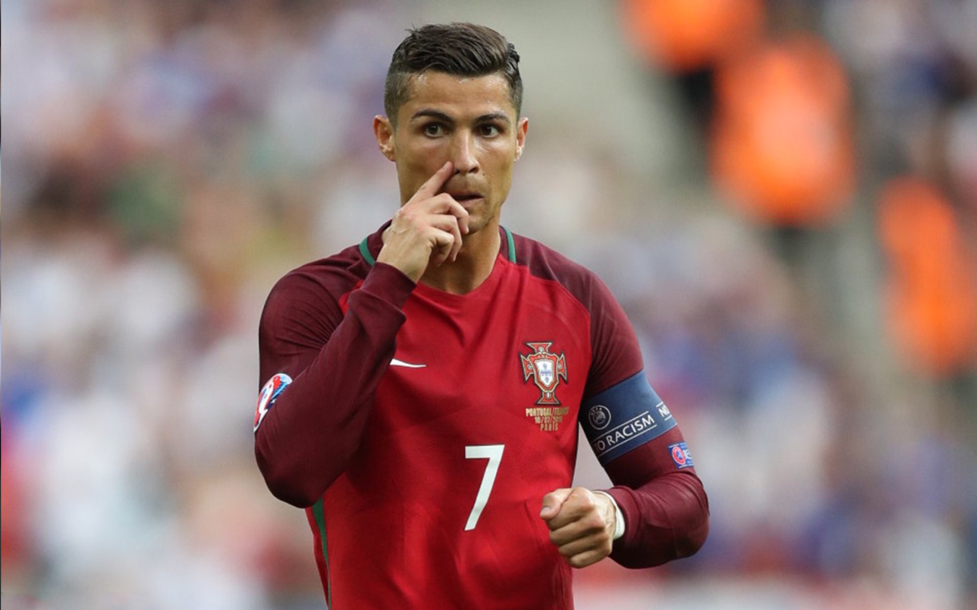 上港引援第一人现身?28岁前锋张玉宁或拿顶薪加盟,上港 引援