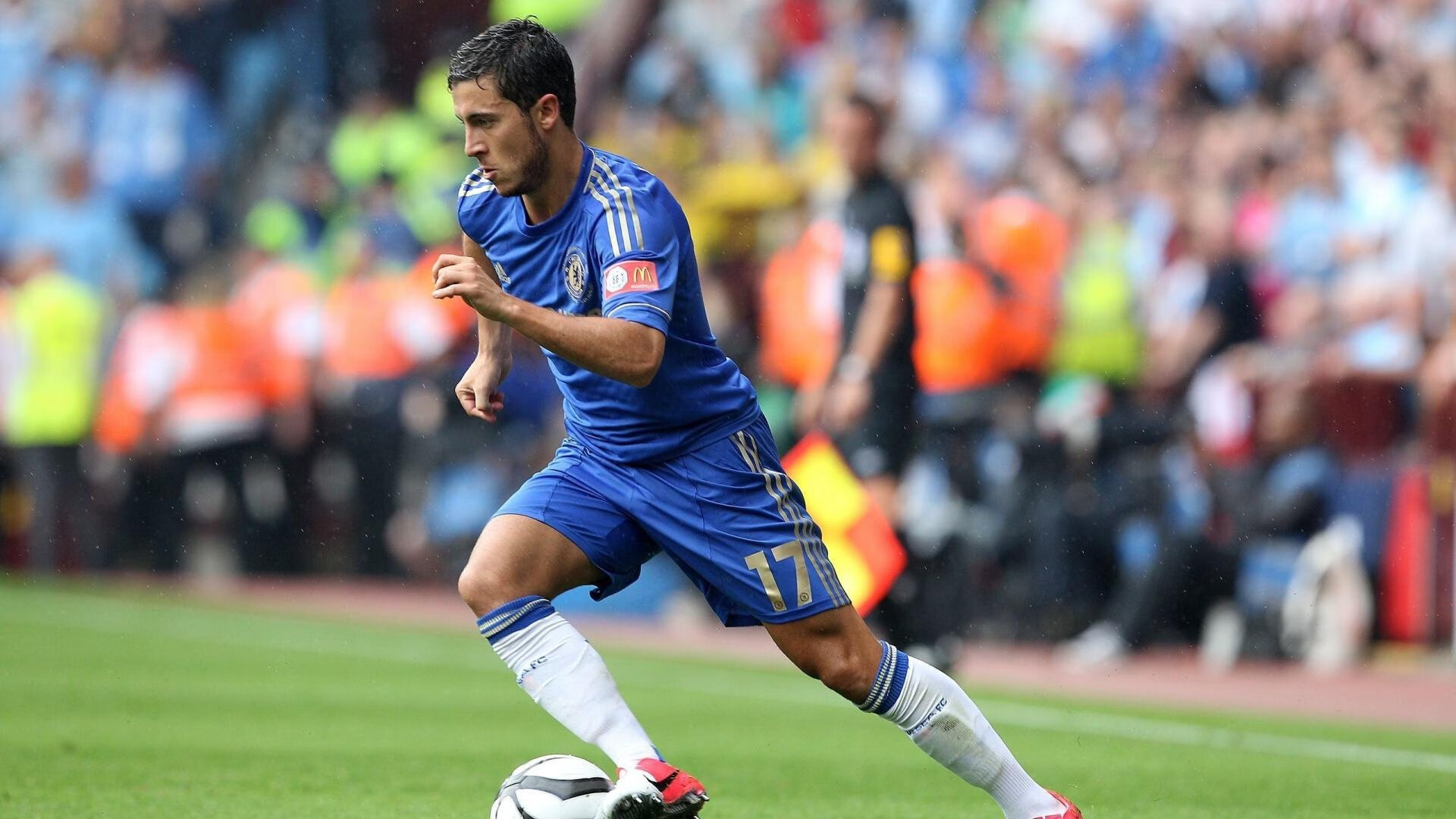 欧洲杯媒体版权交易被业内人士关注，欧洲杯媒体版权交易被业内人士关注了吗